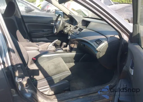 2009 Honda Accord 2.4 Lx from USA, damaged, VIN 1HGCP26349A194210